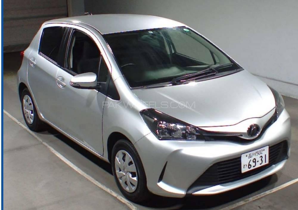 Toyota Vitz 2014 for Sale in Lahore Image-1