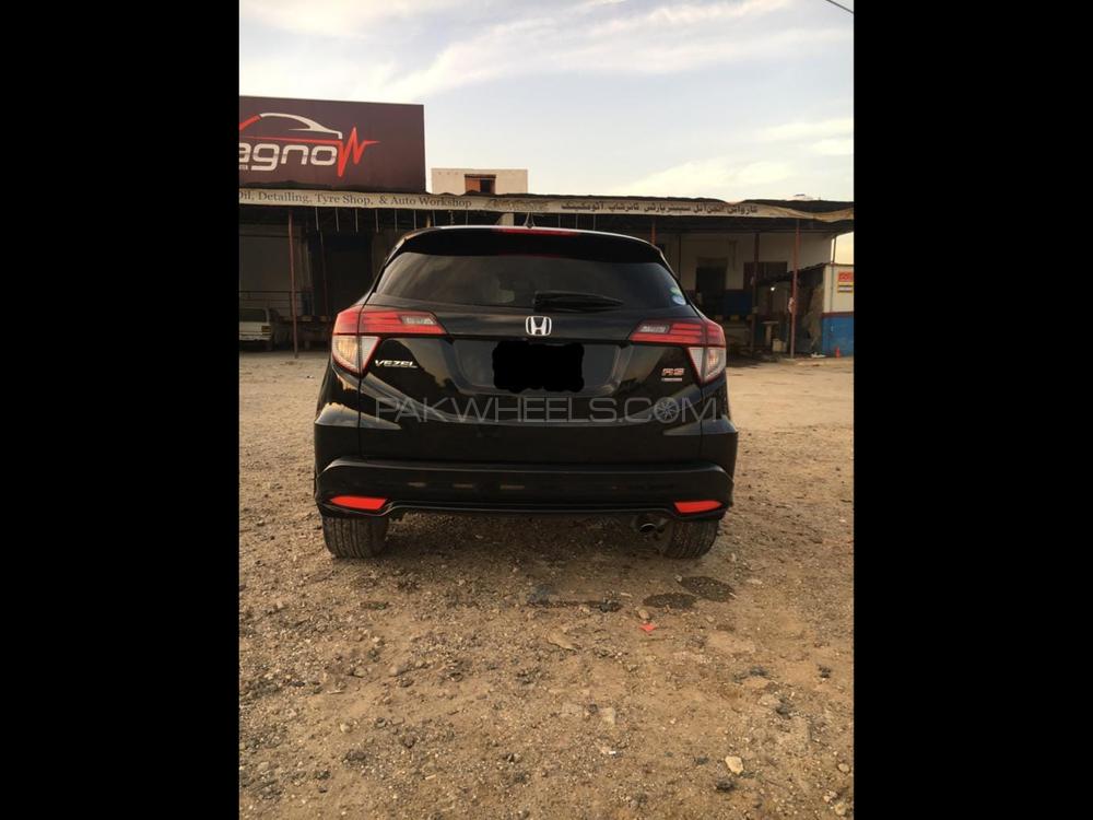 Honda Vezel 2016 for Sale in Islamabad Honda Vezel 2016 for Sale in Islamabad Image-4