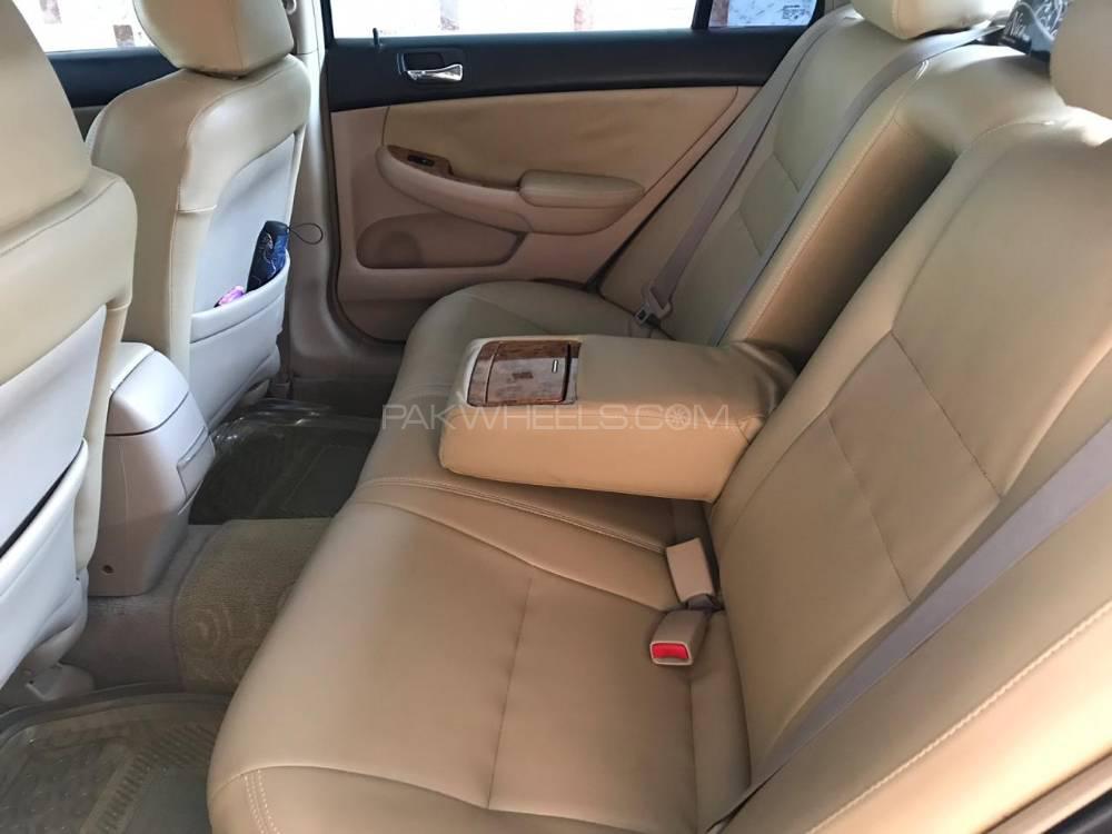 Honda Accord 2005 for Sale in Lahore Honda Accord 2005 for Sale in Lahore Image-5
