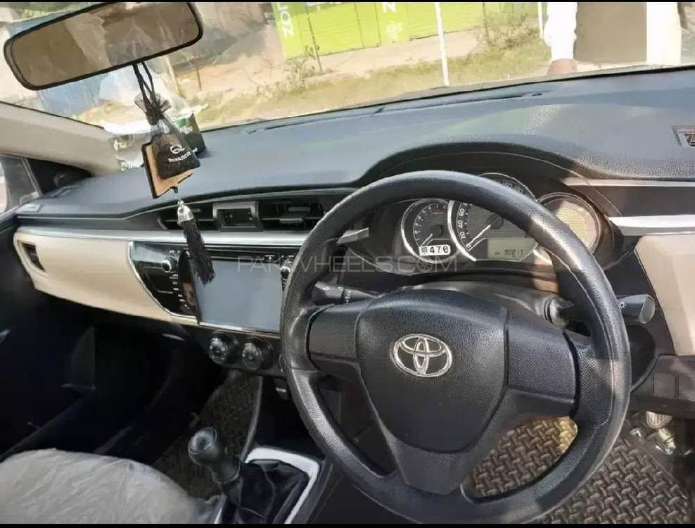 Toyota Corolla 2015 for Sale in Islamabad Toyota Corolla 2015 for Sale in Islamabad Image-5