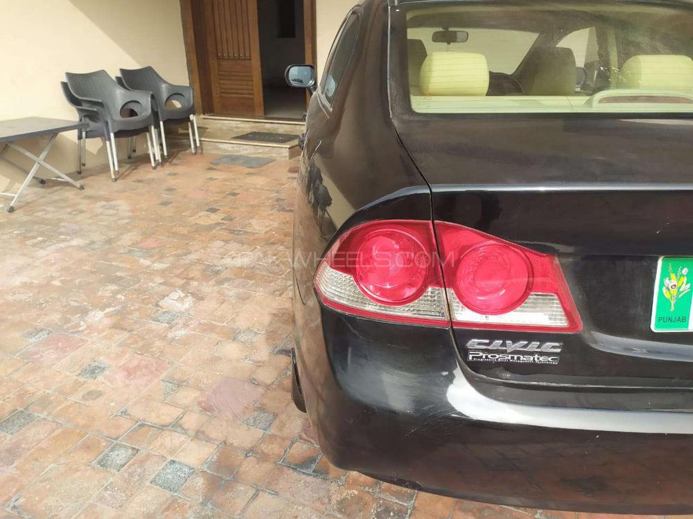 Honda Civic 2011 for Sale in Lahore Honda Civic 2011 for Sale in Lahore Image-9