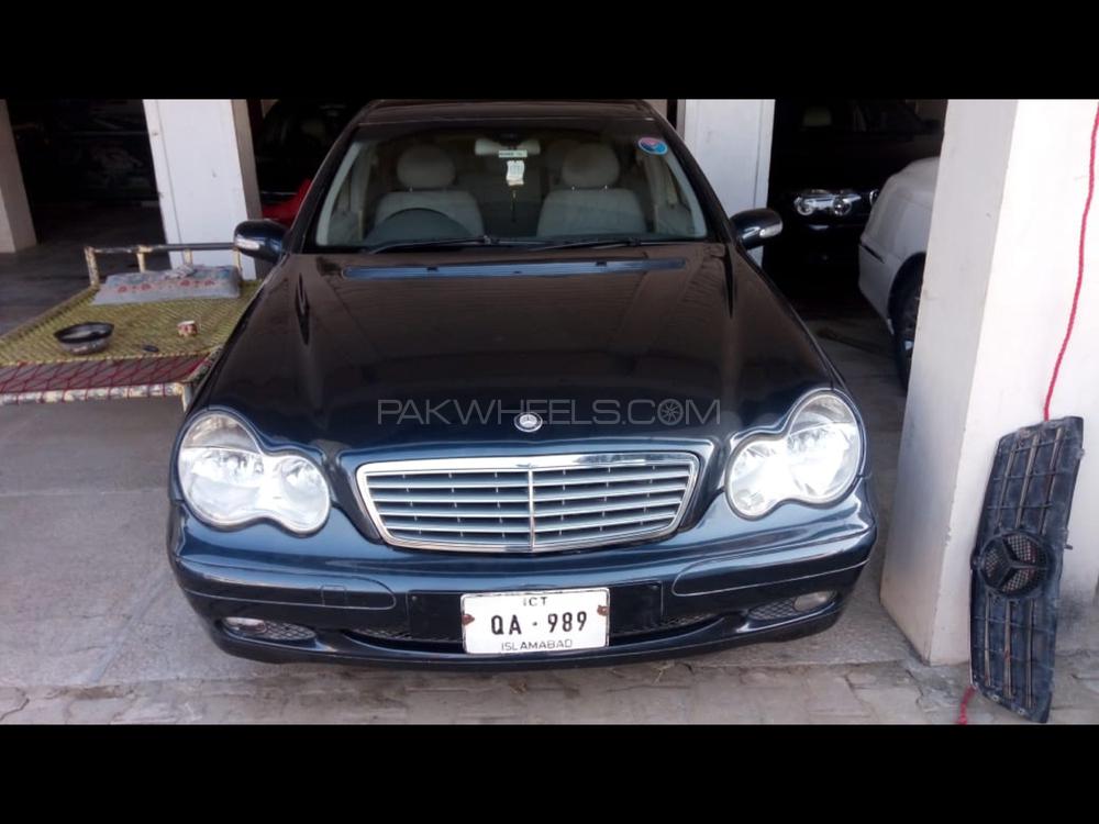 Mercedes Benz C Class 2003 for Sale in Attock Image-1