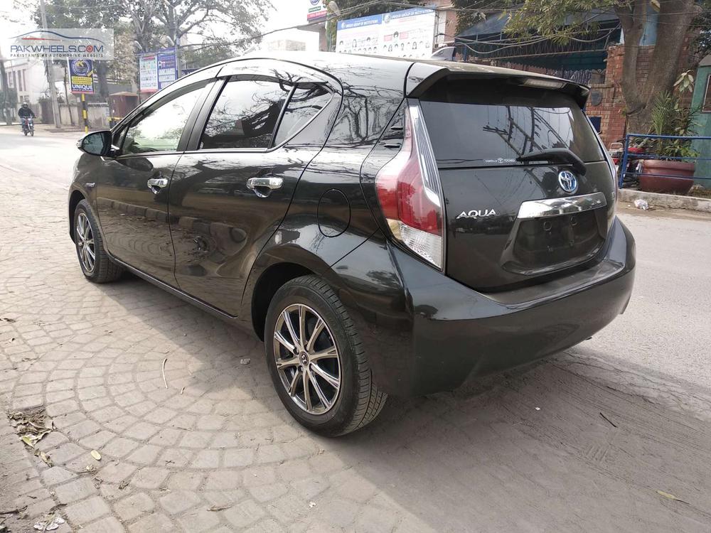 Toyota Aqua 2016 for Sale in Lahore Toyota Aqua 2016 for Sale in Lahore Image-13