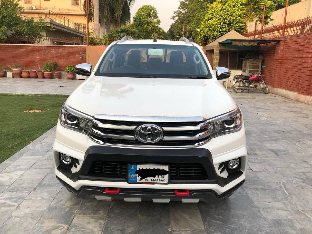 Toyota Hilux 2018 for Sale in Mirpur A.K. Image-1