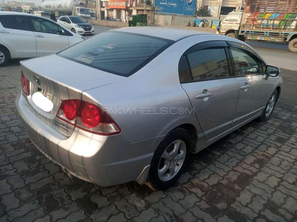 Honda Civic 2010 for Sale in Gujranwala Honda Civic 2010 for Sale in Gujranwala Image-5