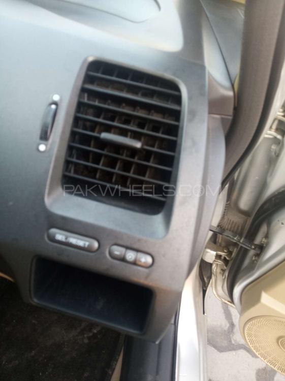 Honda Civic 2010 for Sale in Gujranwala Honda Civic 2010 for Sale in Gujranwala Image-11