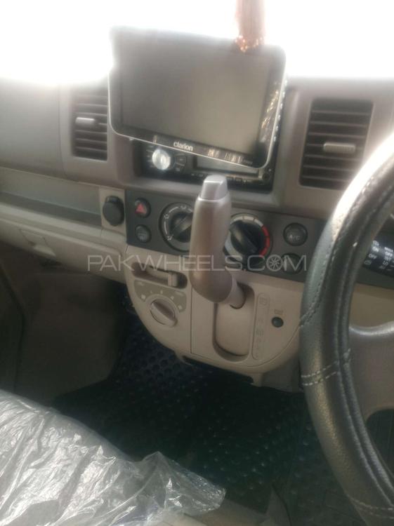 نسان کلپر 2014 for Sale in گجرانوالہ نسان کلپر 2014 for Sale in گجرانوالہ Image-12