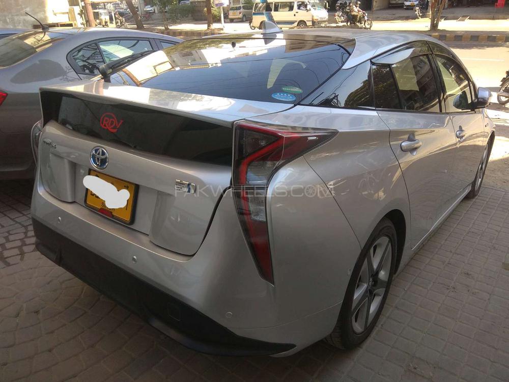 Toyota Prius 2016 for Sale in Karachi Toyota Prius 2016 for Sale in Karachi Image-7