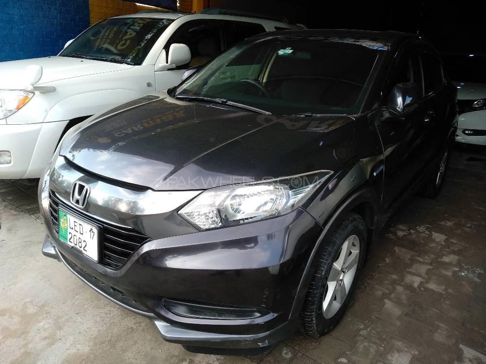 Honda Vezel 2014 for Sale in Bahawalpur Honda Vezel 2014 for Sale in Bahawalpur Image-2