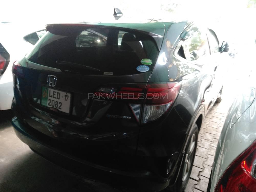 Honda Vezel 2014 for Sale in Bahawalpur Honda Vezel 2014 for Sale in Bahawalpur Image-5