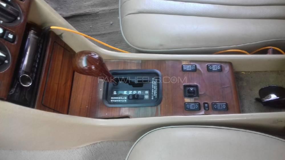 Mercedes Benz E Class 1994 for Sale in Rawalpindi Mercedes Benz E Class 1994 for Sale in Rawalpindi Image-10