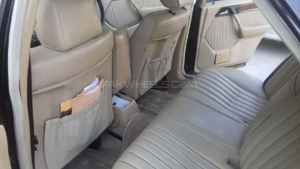 Mercedes Benz E Class 1994 for Sale in Rawalpindi Mercedes Benz E Class 1994 for Sale in Rawalpindi Image-13