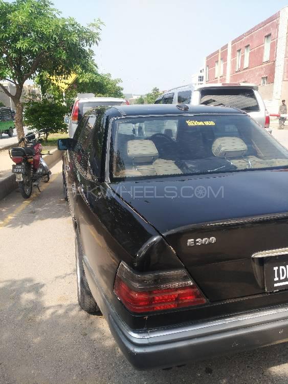 Mercedes Benz E Class 1994 for Sale in Rawalpindi Mercedes Benz E Class 1994 for Sale in Rawalpindi Image-5