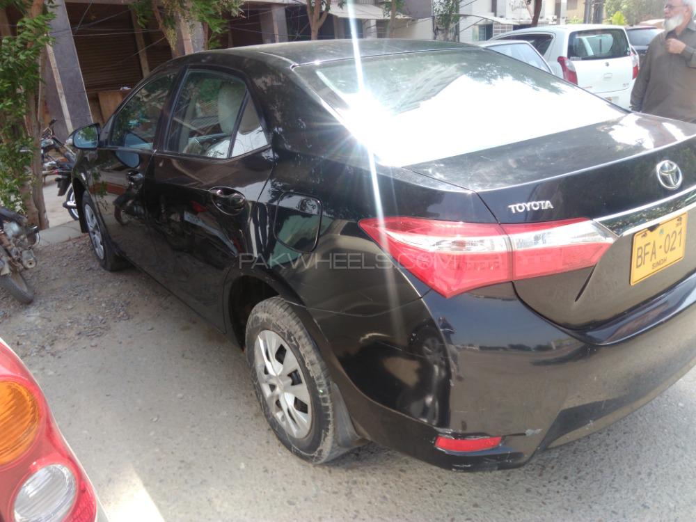 Toyota Corolla 2015 for Sale in Karachi Toyota Corolla 2015 for Sale in Karachi Image-6