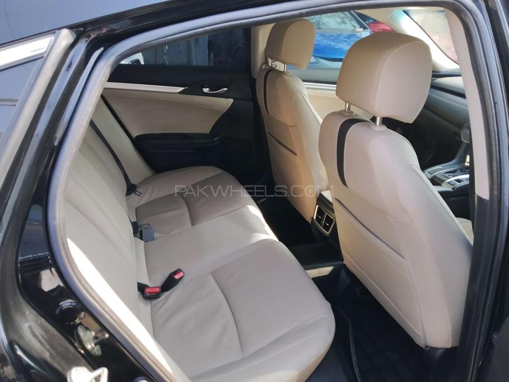 Honda Civic 2018 for Sale in Lahore Honda Civic 2018 for Sale in Lahore Image-15