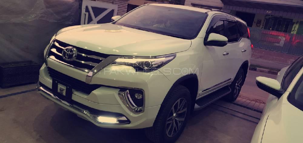 Toyota Fortuner 2019 for Sale in Islamabad Image-1