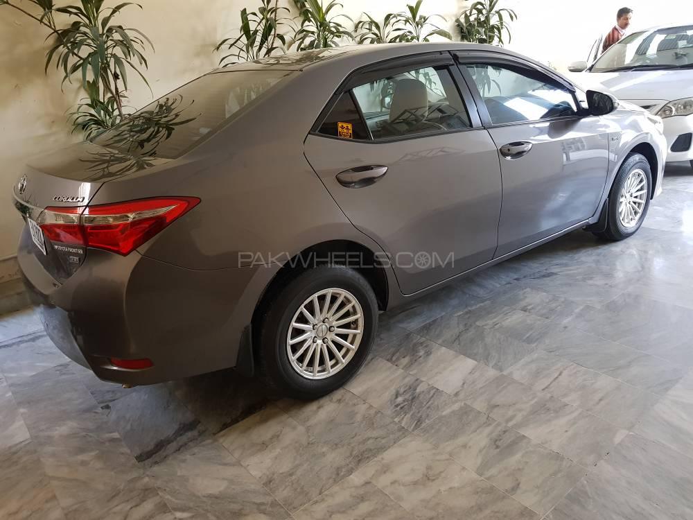 Toyota Corolla 2015 for Sale in Peshawar Toyota Corolla 2015 for Sale in Peshawar Image-9