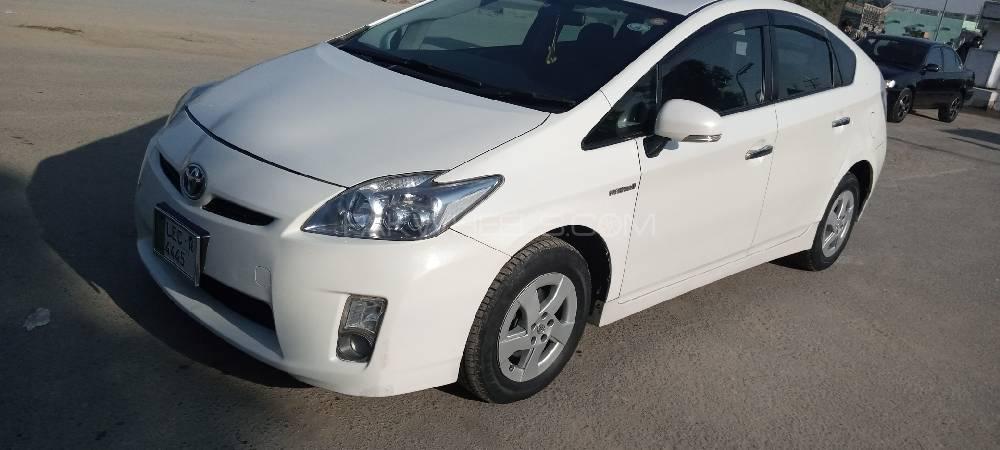 Toyota Prius 2010 for Sale in Nowshera Image-1