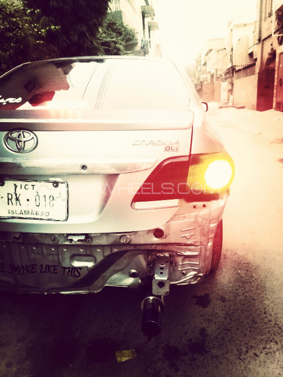 Toyota Corolla - 2012  Toyota Corolla - 2012  Image-2