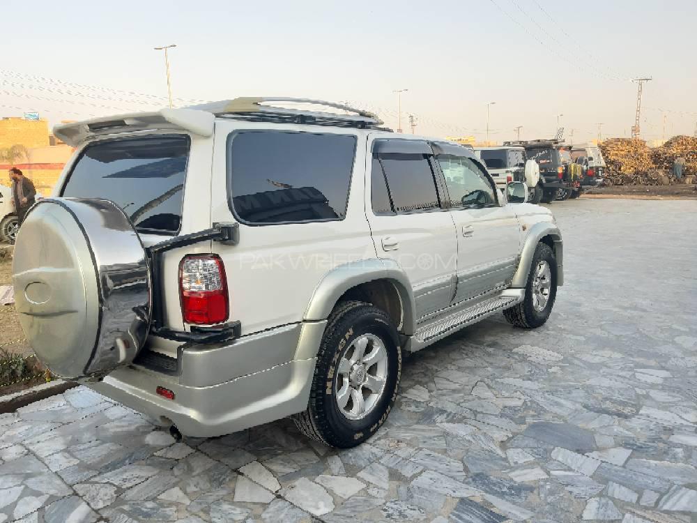 Toyota Surf 2001 for Sale in Peshawar Toyota Surf 2001 for Sale in Peshawar Image-13