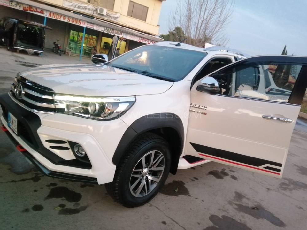 Toyota Hilux 2018 for Sale in Mirpur A.K. Image-1