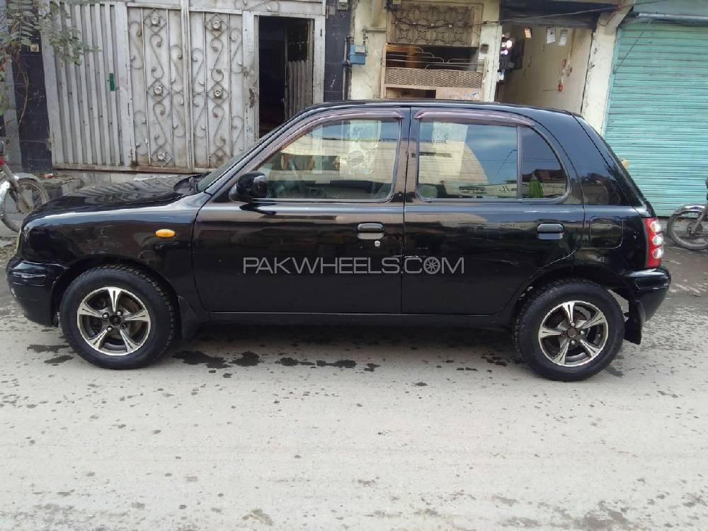 Nissan March 2002 for Sale in Lahore Nissan March 2002 for Sale in Lahore Image-9