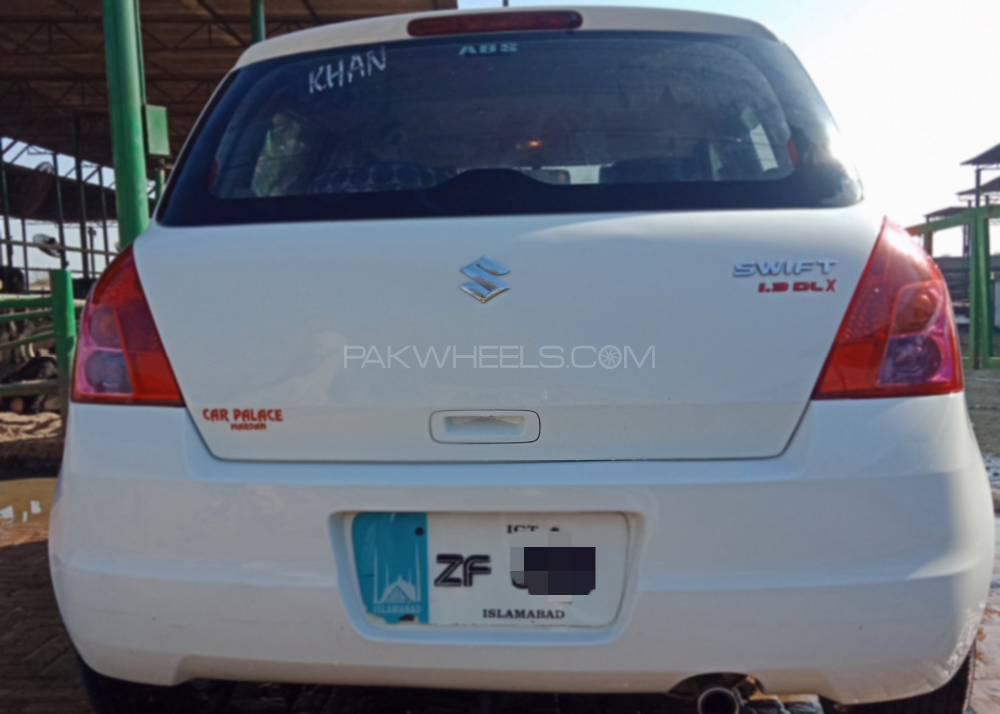 Suzuki Swift 2013 for Sale in Akora khattak Image-1