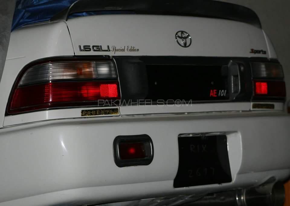 Toyota Corolla - 1999  Toyota Corolla - 1999  Image-3