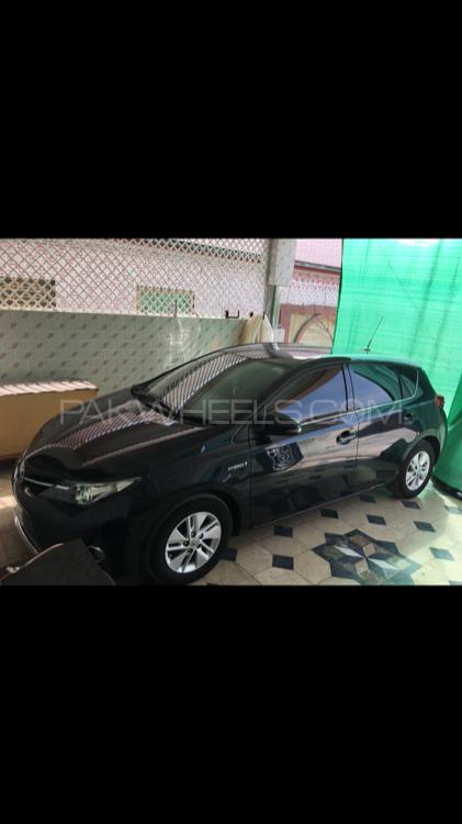 Toyota Auris 2015 for Sale in Mirpur A.K. Image-1