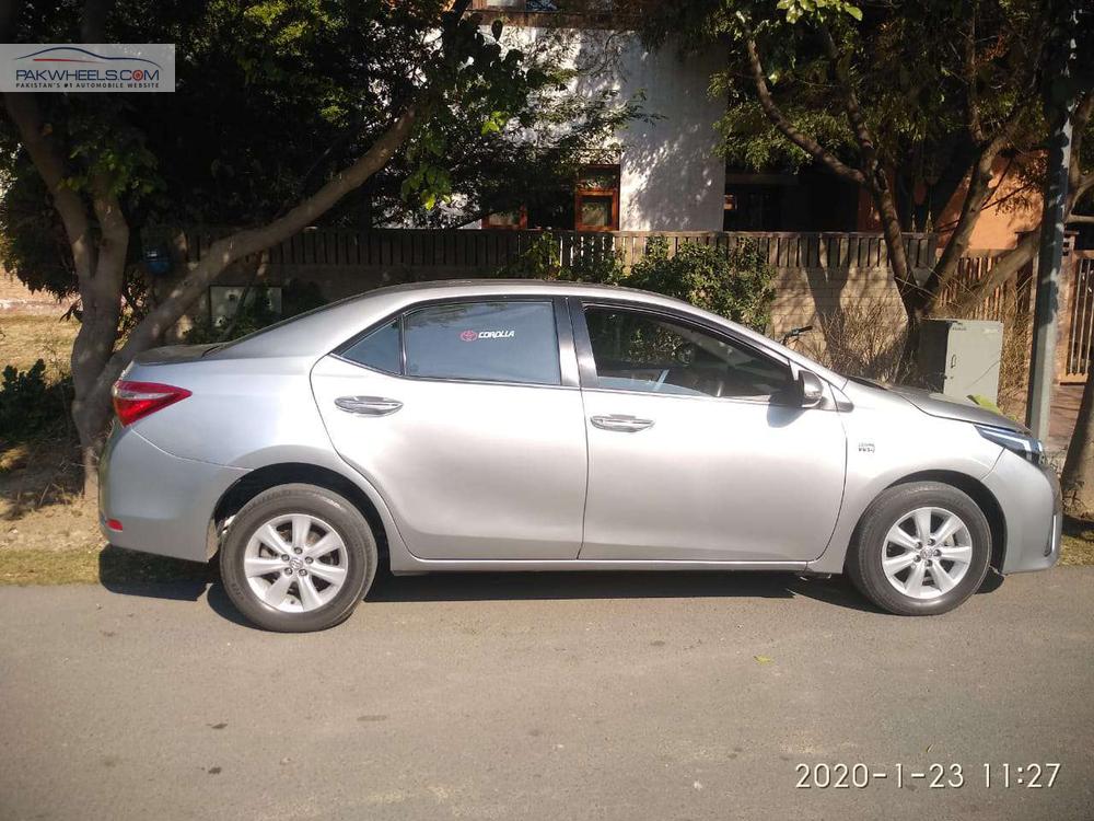 Toyota Corolla 2015 for Sale in Lahore Toyota Corolla 2015 for Sale in Lahore Image-7