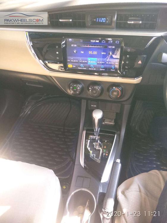 Toyota Corolla 2015 for Sale in Lahore Toyota Corolla 2015 for Sale in Lahore Image-11