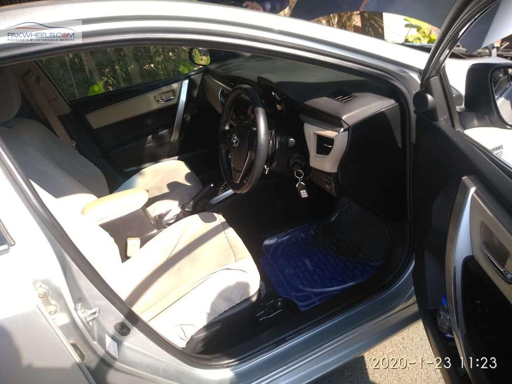 Toyota Corolla 2015 for Sale in Lahore Toyota Corolla 2015 for Sale in Lahore Image-12