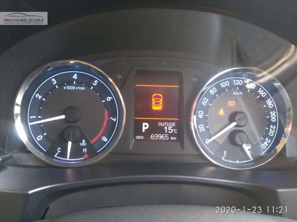 Toyota Corolla 2015 for Sale in Lahore Toyota Corolla 2015 for Sale in Lahore Image-17