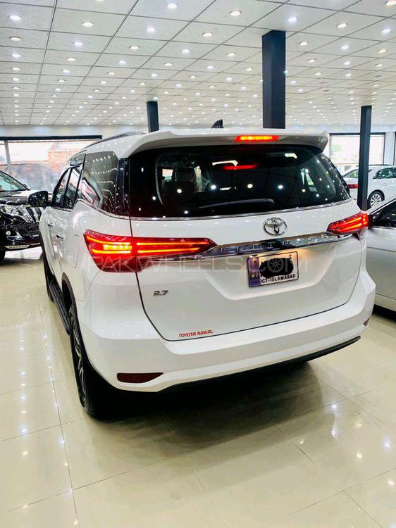 Toyota Fortuner 2018 for Sale in Rawalpindi Toyota Fortuner 2018 for Sale in Rawalpindi Image-4