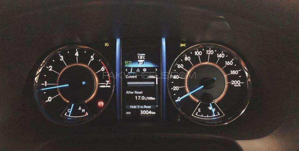 Toyota Fortuner 2018 for Sale in Rawalpindi Toyota Fortuner 2018 for Sale in Rawalpindi Image-9
