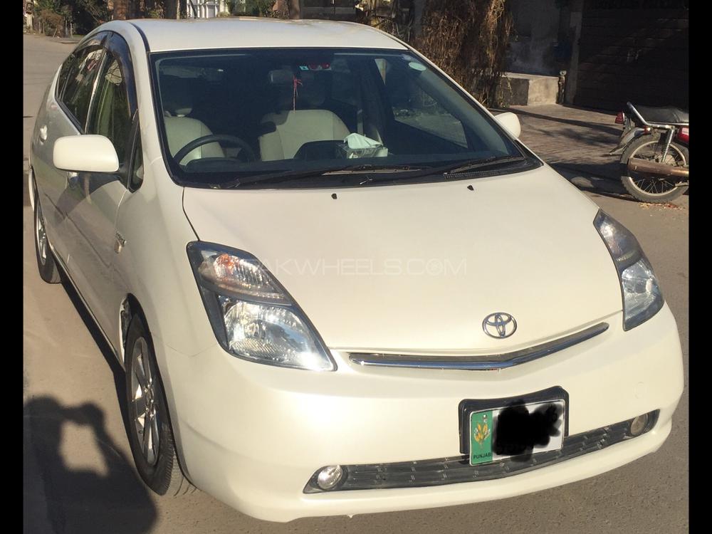 Toyota Prius 2008 for Sale in Faisalabad Image-1