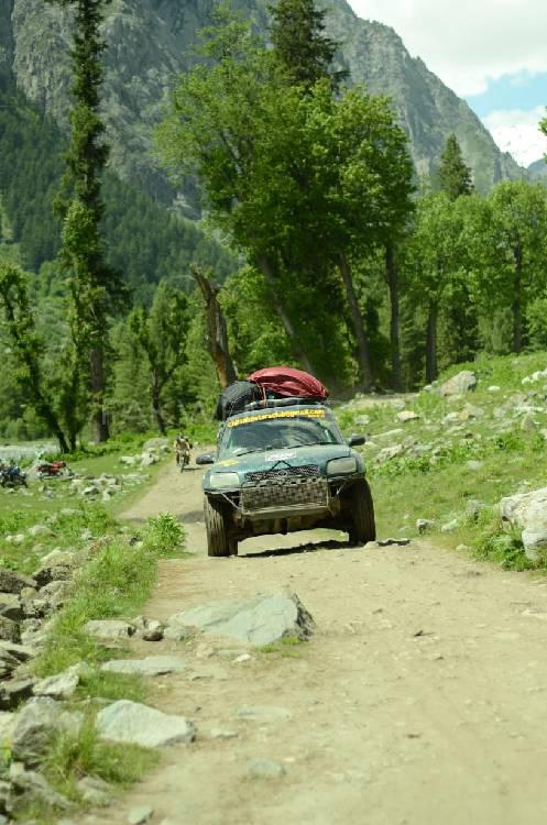 Toyota Rav4 1998 for Sale in Chitral Image-1