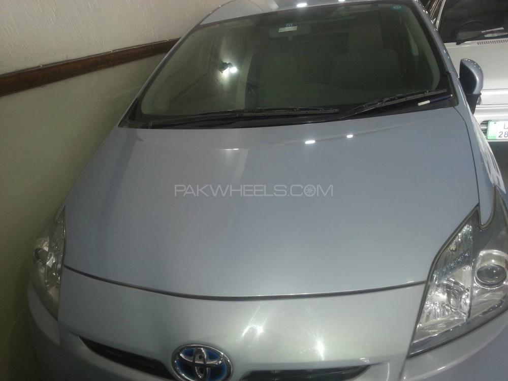 Toyota Prius 2010 for Sale in Lahore Toyota Prius 2010 for Sale in Lahore Image-2