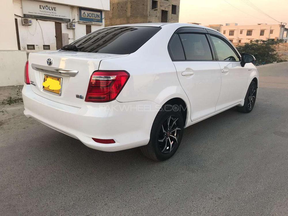 Toyota Corolla Axio 2015 for Sale in Karachi Toyota Corolla Axio 2015 for Sale in Karachi Image-5