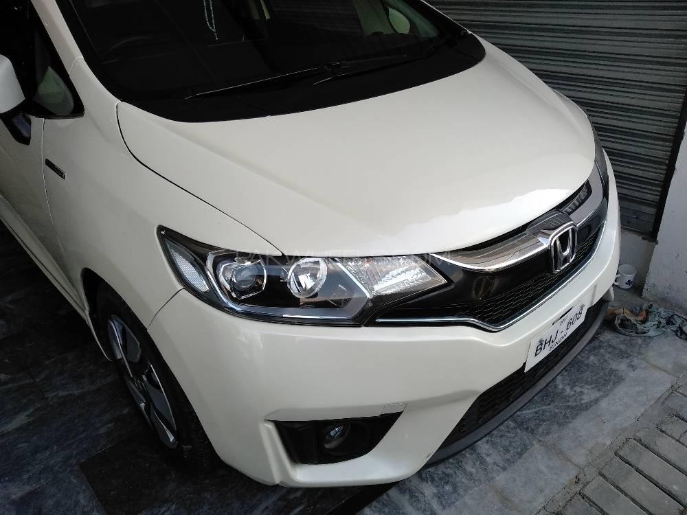 Honda Fit 2013 for Sale in Bahawalpur Image-1