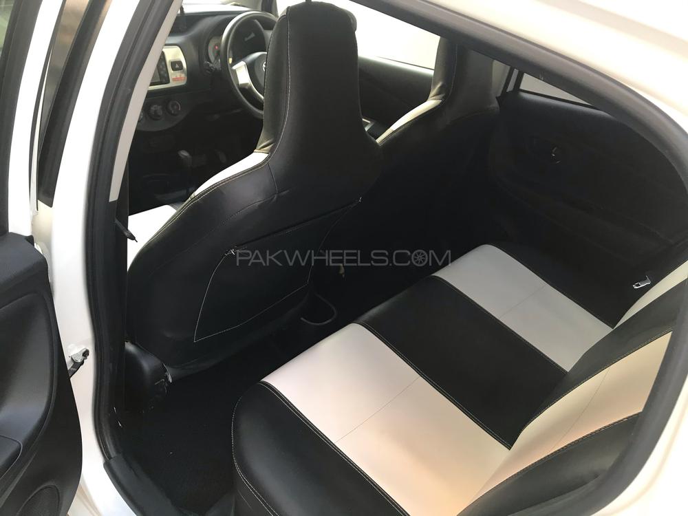 Toyota Vitz 2015 for Sale in Karachi Toyota Vitz 2015 for Sale in Karachi Image-10
