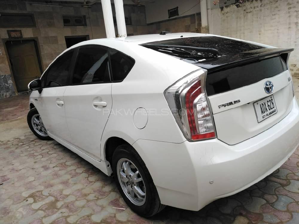 Toyota Prius 2014 for Sale in Swabi Image-1