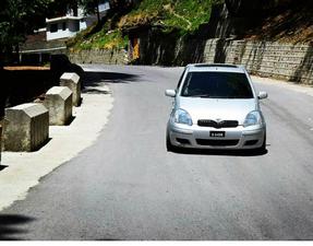 Toyota Vitz - 2000