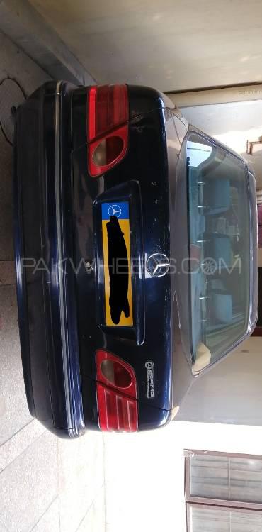 Mercedes Benz E Class 1995 for Sale in Lahore Image-1