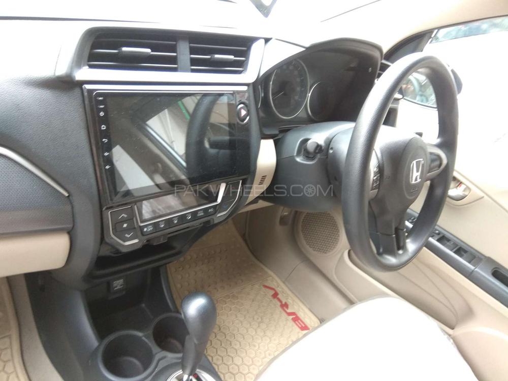 Honda BR-V 2017 for Sale in Lahore Honda BR-V 2017 for Sale in Lahore Image-8