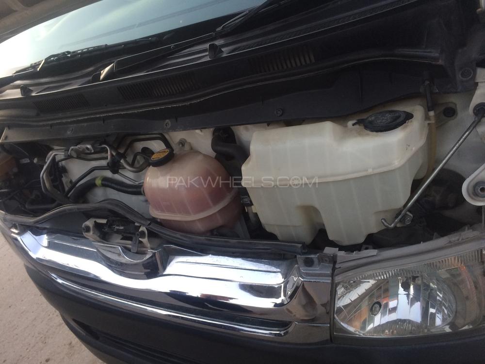 ٹویوٹا ہائی ایس 2009 for Sale in گجرات ٹویوٹا ہائی ایس 2009 for Sale in گجرات Image-8