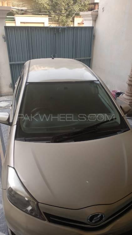 Toyota Vitz - 2012  Toyota Vitz - 2012  Image-5