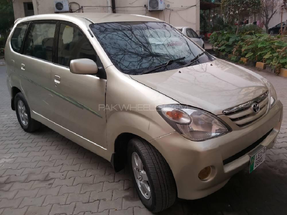 Toyota Avanza 2004 for Sale in Lahore Image-1