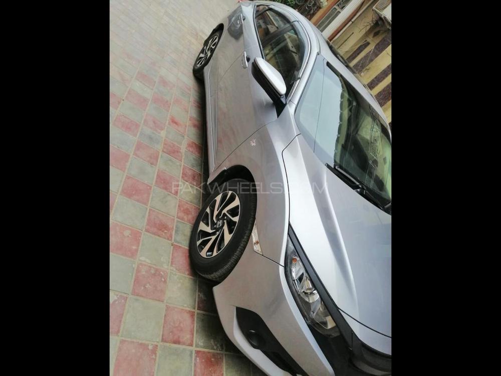 Honda Civic 2019 for Sale in Mian Channu Image-1