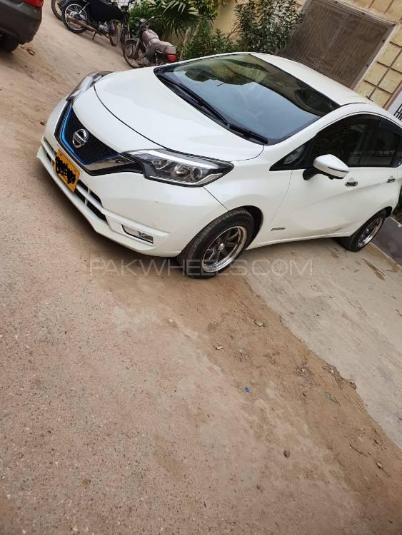 Nissan Note 2017 for Sale in Karachi Image-1